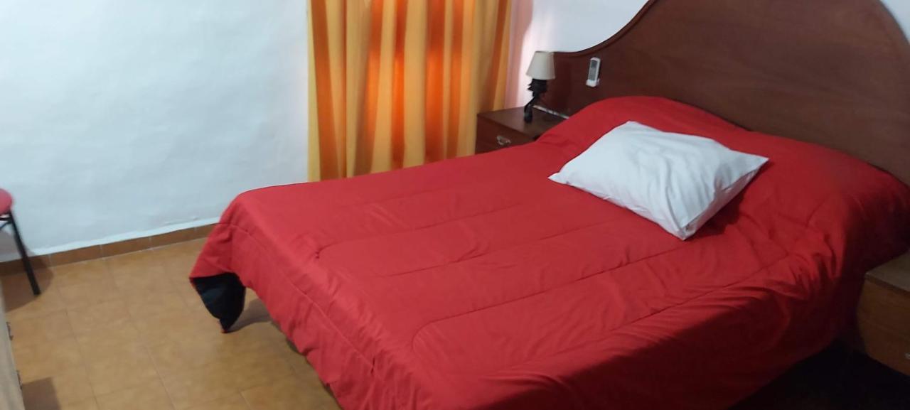 Departamentos Carlos Paz Bajada Al Lago Villa Carlos Paz Eksteriør billede