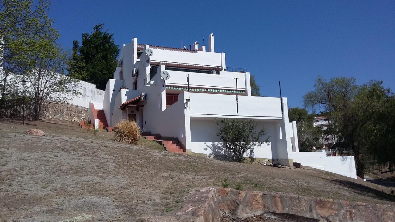 Departamentos Carlos Paz Bajada Al Lago Villa Carlos Paz Eksteriør billede