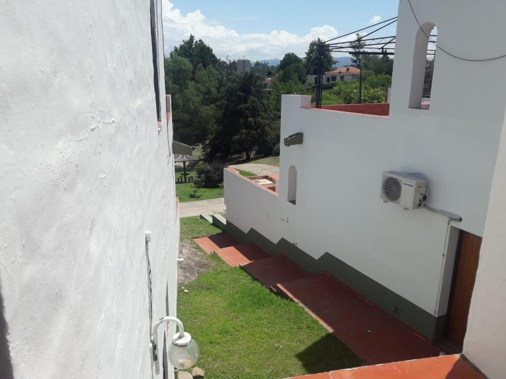 Departamentos Carlos Paz Bajada Al Lago Villa Carlos Paz Eksteriør billede